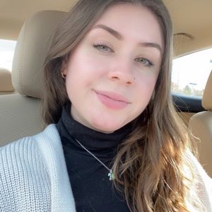 Meet your Posher, Coral